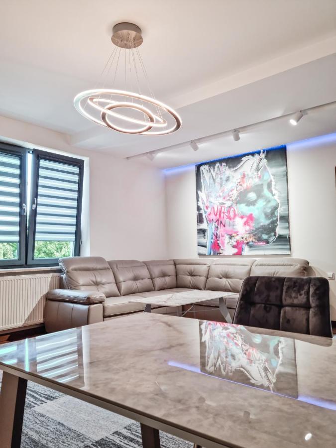 Vip Centrum Апартаменти *